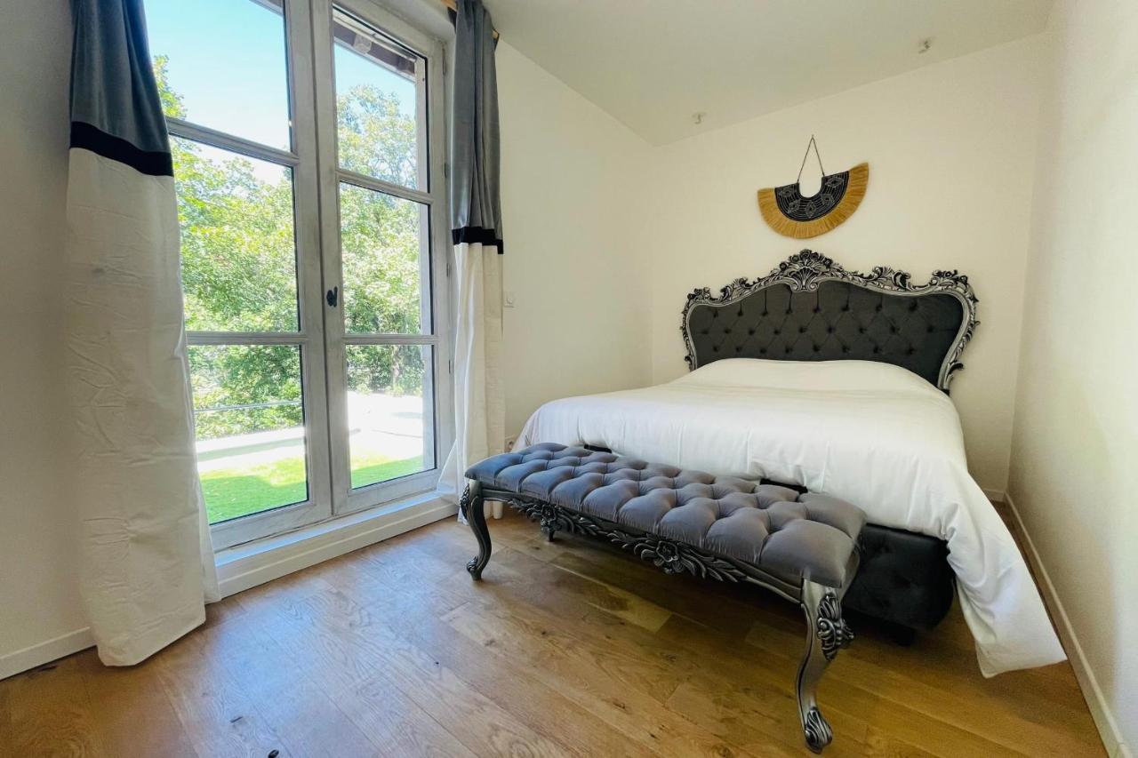 סנט-אברטין The Ronsardienne Suite In A Charming Mansion At The Gates Of Tours מראה חיצוני תמונה
